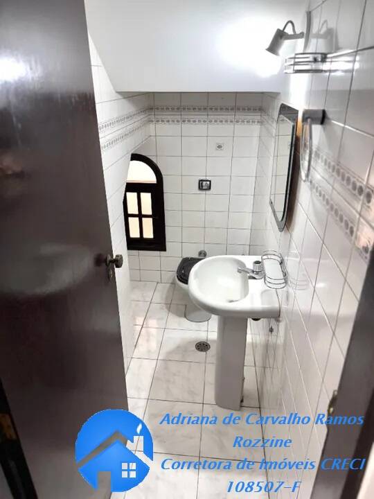 Casa à venda com 4 quartos, 205m² - Foto 14