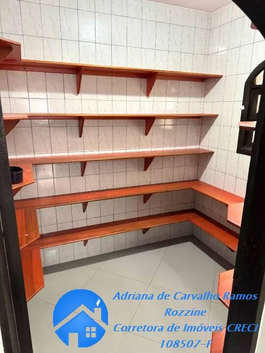Casa à venda com 4 quartos, 205m² - Foto 8