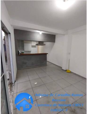 Casa à venda com 3 quartos, 78m² - Foto 2