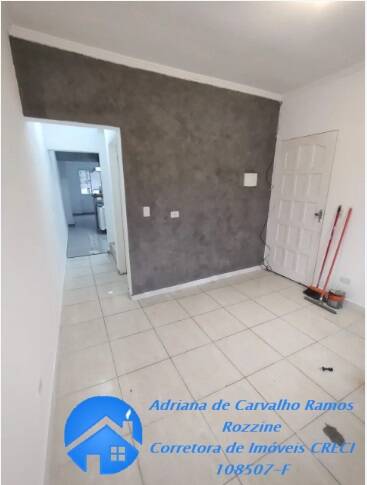 Casa à venda com 3 quartos, 78m² - Foto 3