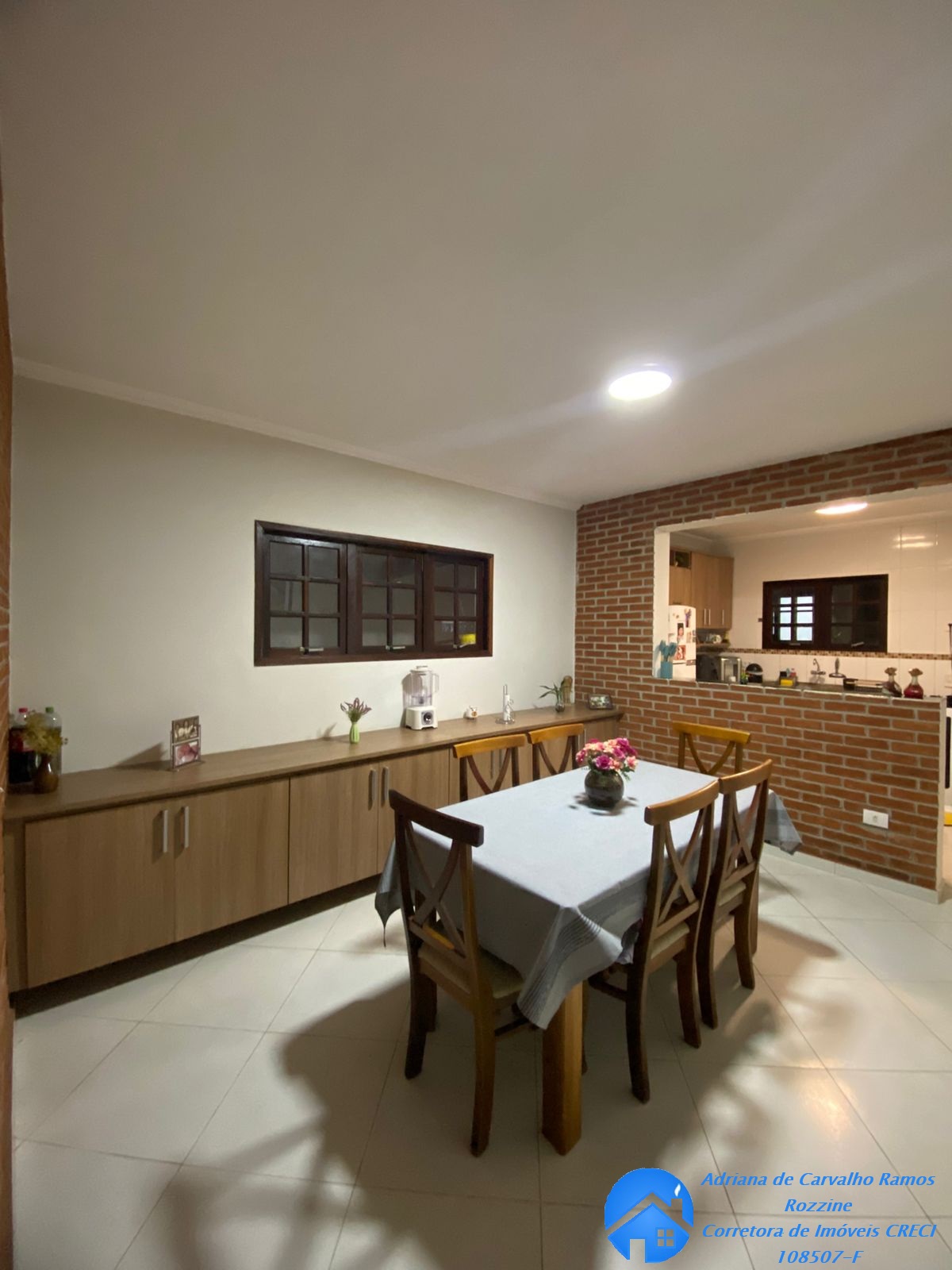 Casa, 3 quartos, 230 m² - Foto 2