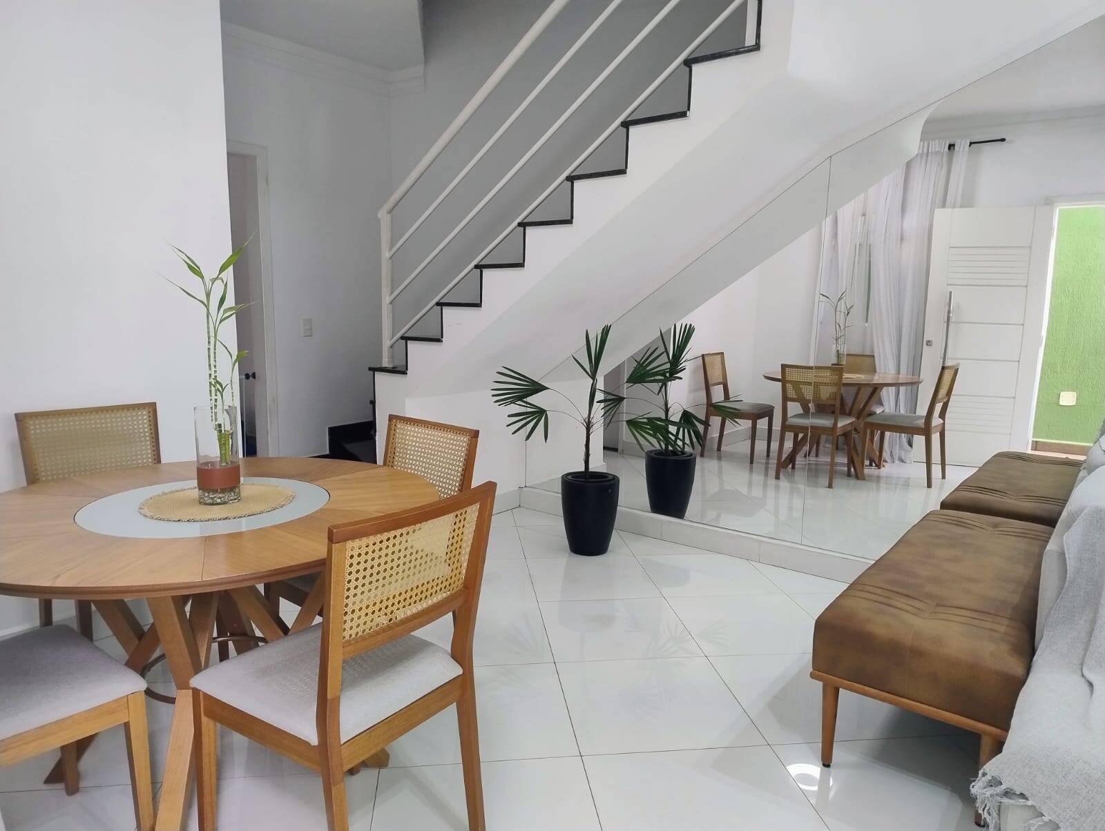 Casa, 3 quartos, 130 m² - Foto 1