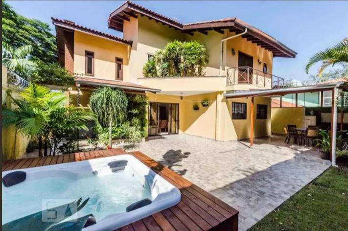 Casa, 3 quartos, 380 m² - Foto 1