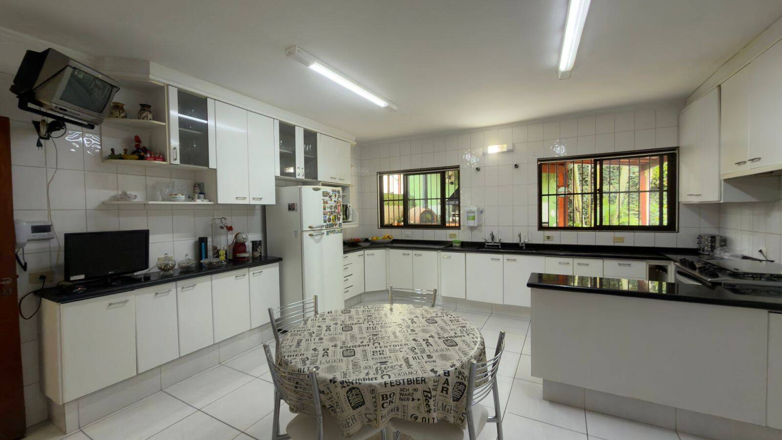 Casa, 3 quartos, 380 m² - Foto 31