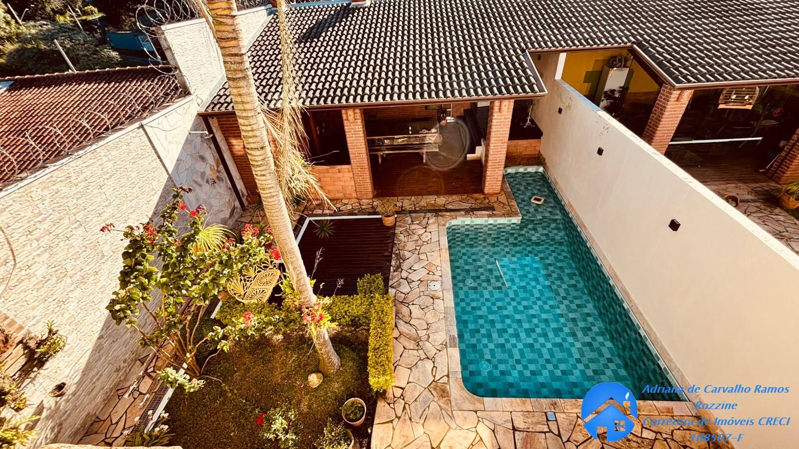 Casa, 3 quartos, 274 m² - Foto 35
