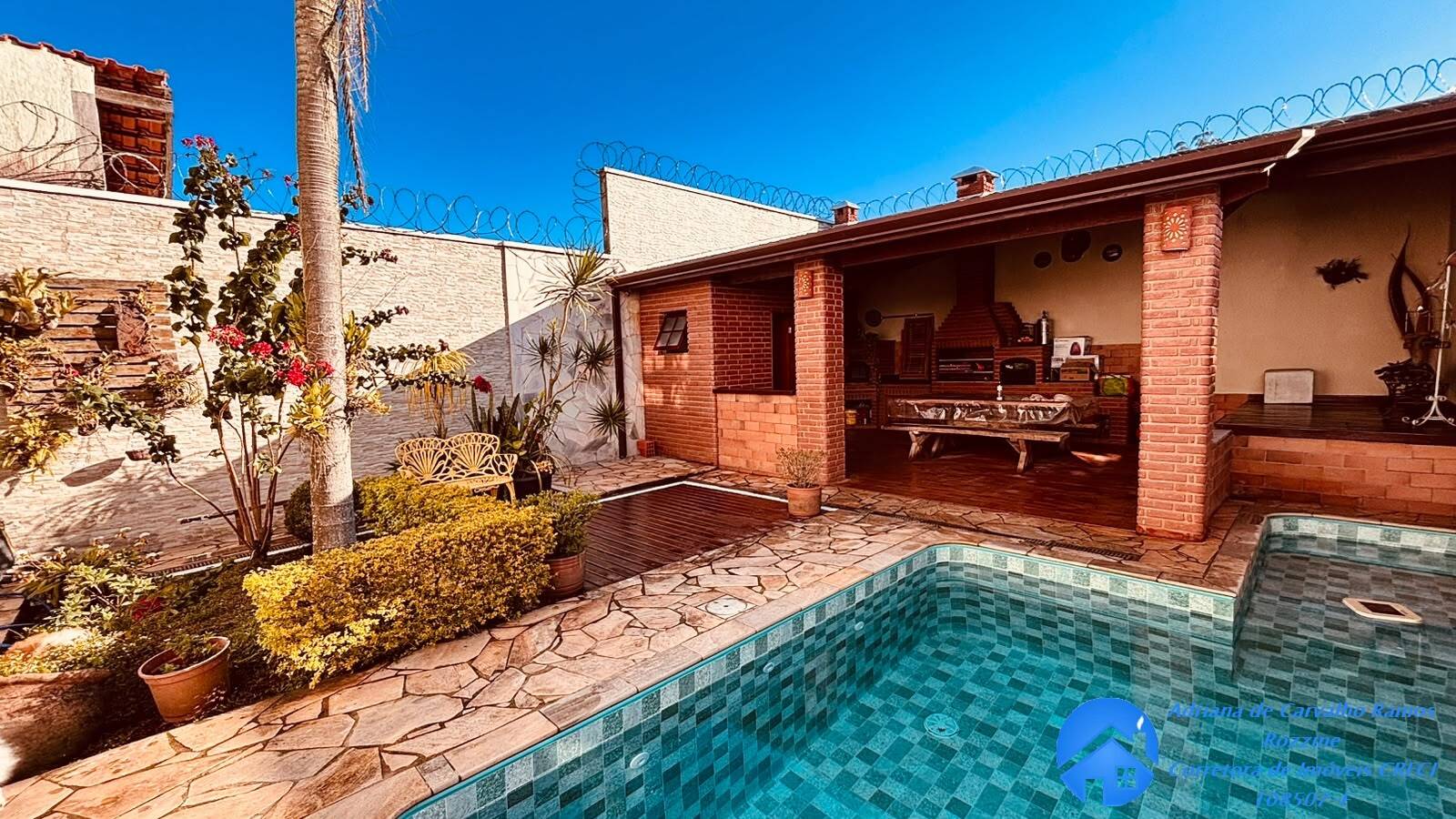 Casa, 3 quartos, 274 m² - Foto 37