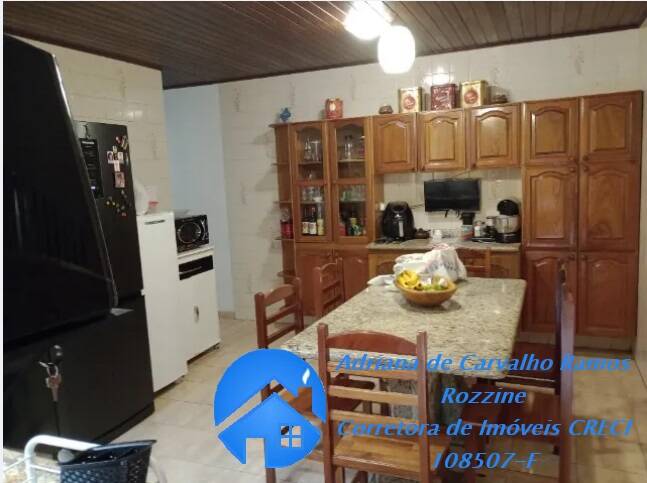 Casa, 4 quartos, 210 m² - Foto 2