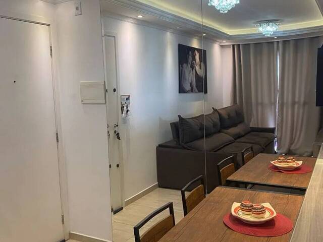 Apartamento para Venda em Carapicuíba - 2