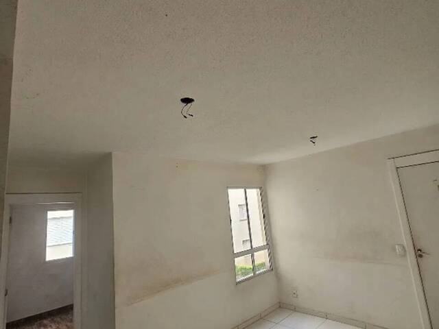 #3105 - Apartamento para Venda em Jandira - SP - 1
