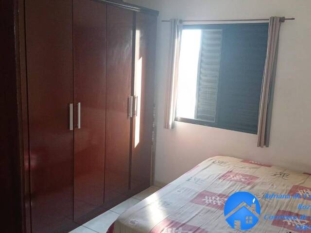Apartamento para Venda em Carapicuíba - 4
