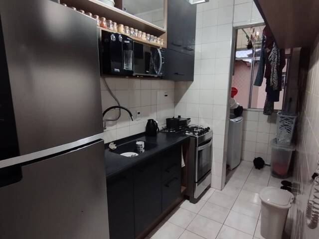 #3131 - Apartamento para Venda em Carapicuíba - SP - 2