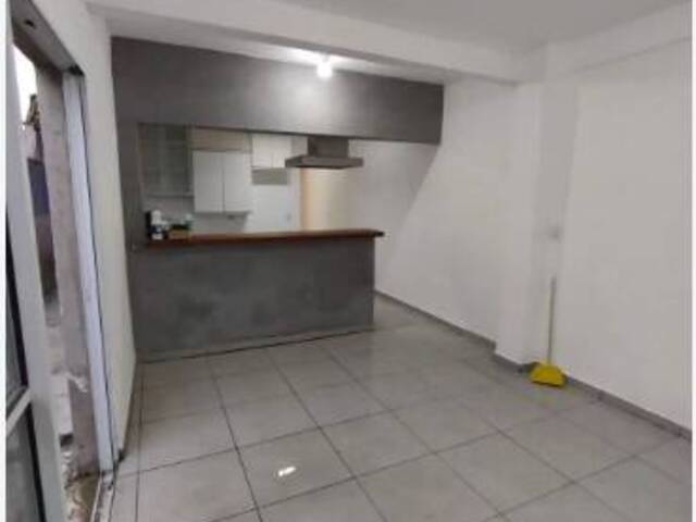 Casa para Venda em Cotia - 2