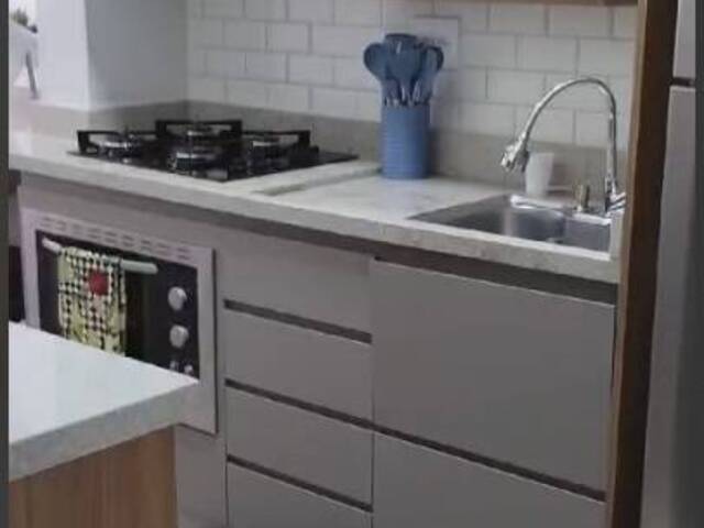 #3145 - Apartamento para Venda em Carapicuíba - SP - 2