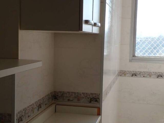 #3172 - Apartamento para Venda em Carapicuíba - SP - 3
