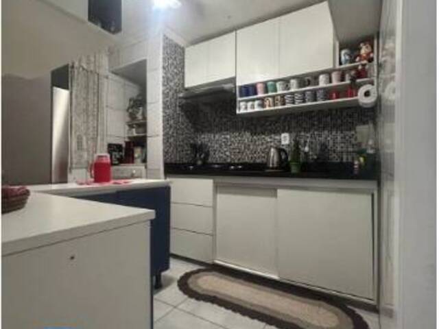 #3186 - Apartamento para Venda em Carapicuíba - SP - 1