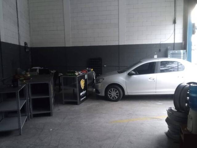 Sala para Venda em Carapicuíba - 2