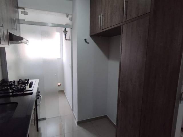Apartamento para Venda em Carapicuíba - 4