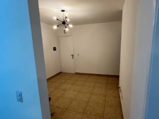 Apartamento para Venda em Carapicuíba - 2