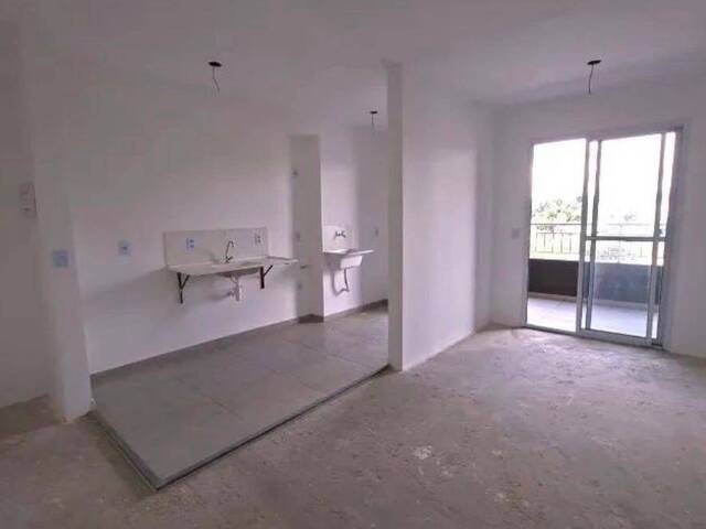 Apartamento para Venda em Cotia - 4