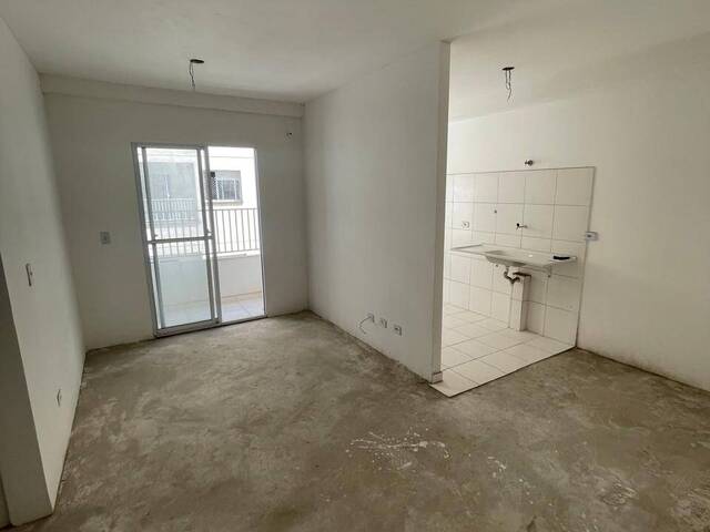 Apartamento para Venda em Cotia - 2