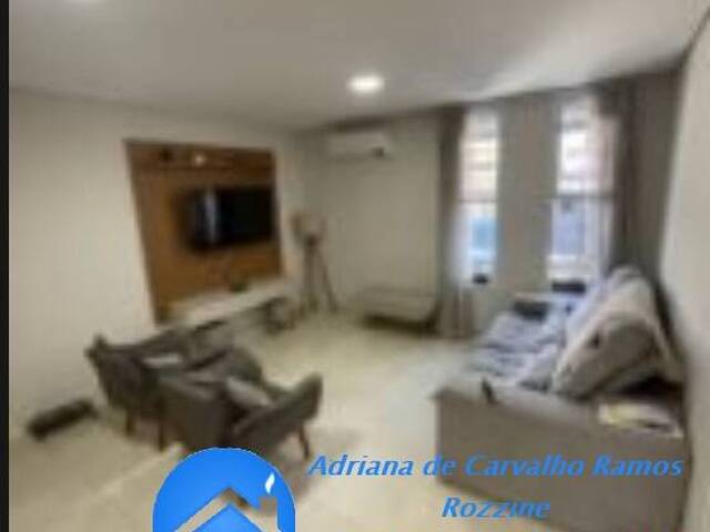 Casa para Venda em Carapicuíba - 2