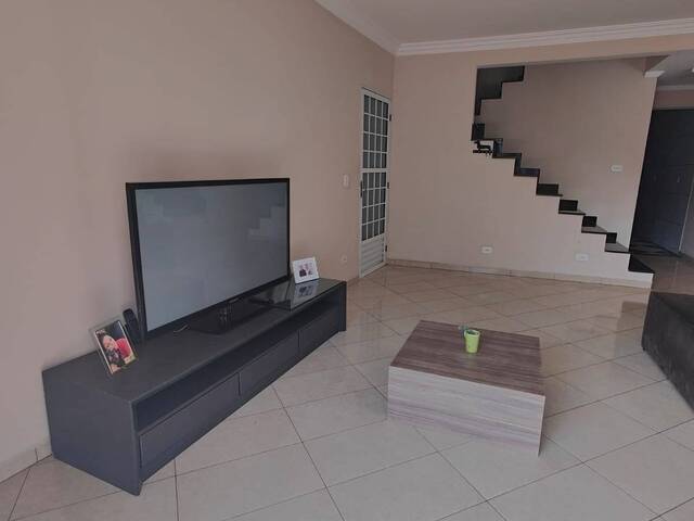 Casa para Venda em Carapicuíba - 4