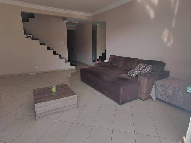 Casa para Venda em Carapicuíba - 5
