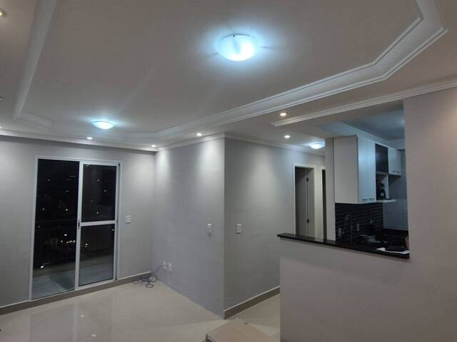 Apartamento para Venda em Carapicuíba - 2