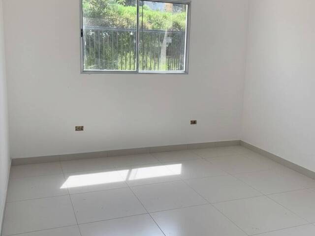 Casa para Venda em Cotia - 3