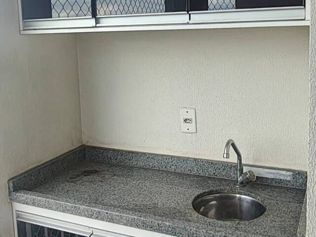 Apartamento para Venda em Carapicuíba - 5