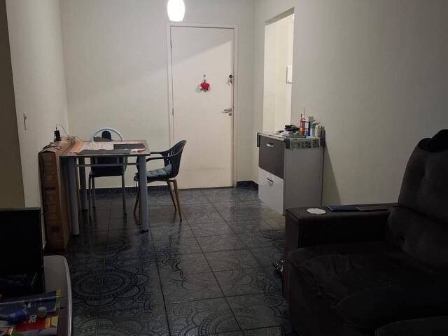 Apartamento para Venda em Carapicuíba - 5