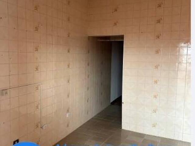 Casa para Venda em Carapicuíba - 2