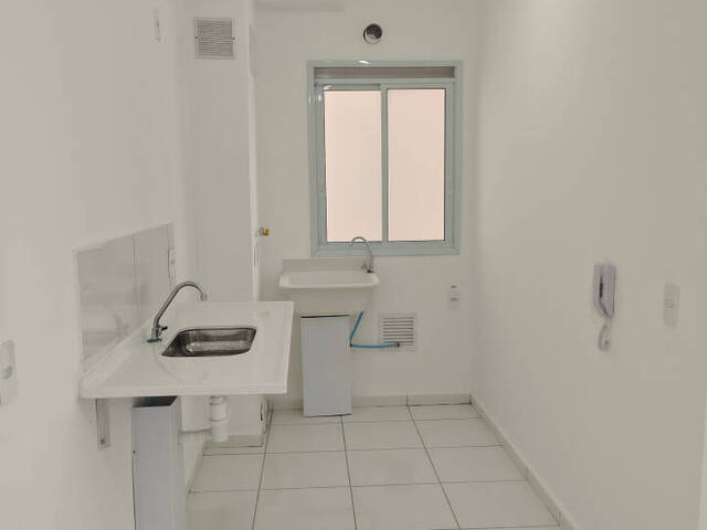 Apartamento para Venda em Carapicuíba - 2